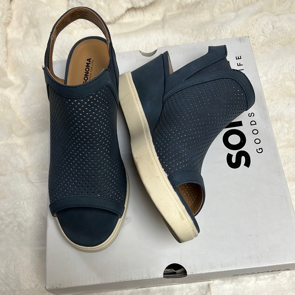 Sonoma navy great white shoes